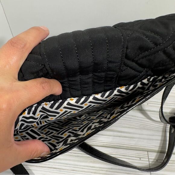 VERA BRADLEY QUILTED PATENT TRIM SATCHEL CROSSBODY PURSE BAG - Picture 9 of 12